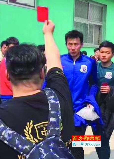 首页艾斯s女王踩踏社区